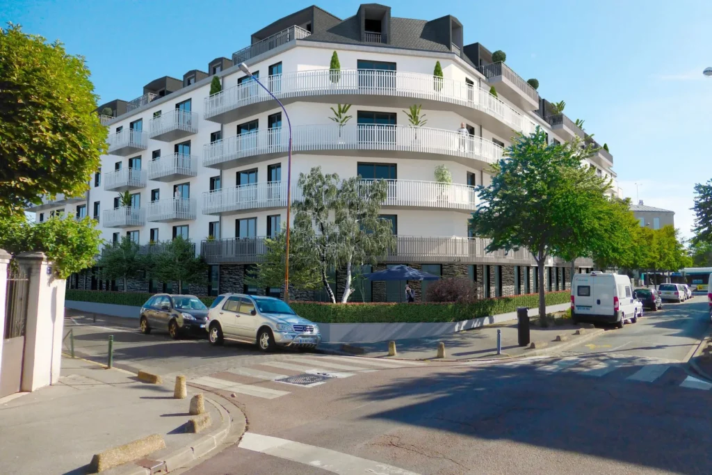 Vue extérieure de la résidence services seniors Stella La Villa Camélia à Alfortville