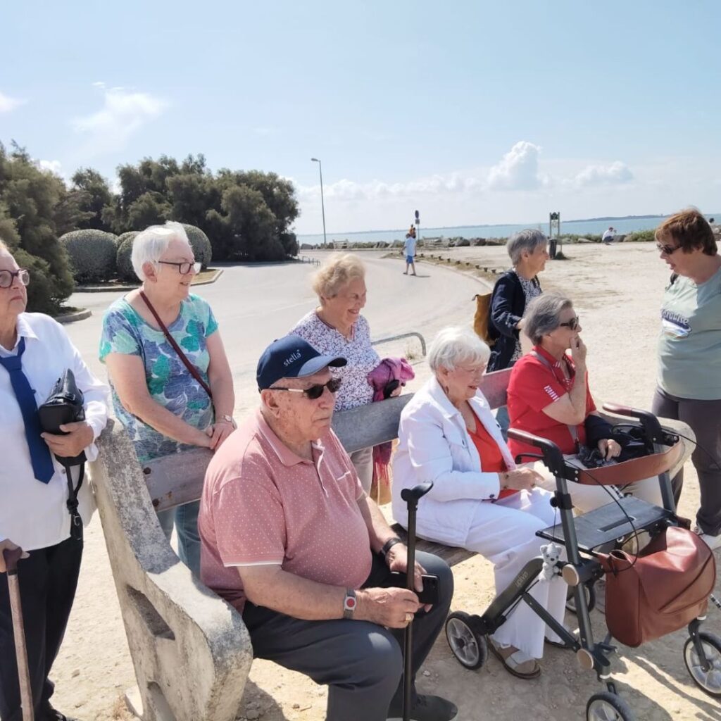 🌊 Une bouffée d’air marin pour nos résidents seniors de Niort !
